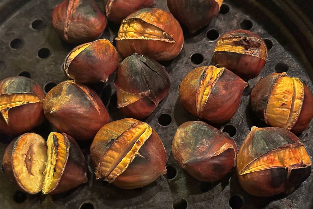 Castañas asadas de la Castanyada
